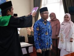 Sekda Tanah Datar Lantik Kepala Bidang Aplikasi Informatika Dinas Kominfo Tanah Datar