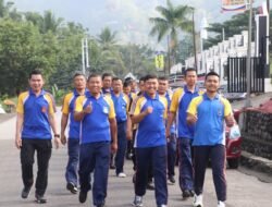 Polres Tanah Datar Gelar Jalan Sehat, Perkuat Kebugaran dan Kekompakan Personel