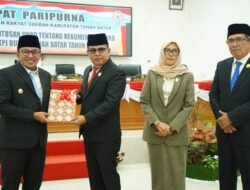 Gelar Rapat Paripurna, DPRD Sampaikan Keputusan Terhadap LKPj Bupati Tanah Datar
