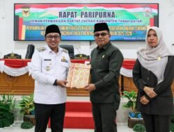Fraksi DPRD Sampaikan Pandangan Umum Terhadap Nota RPJMD Tanah Datar