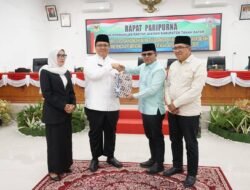 Sampaikan Jawaban Bupati Terhadap Pemandangan Fraksi DPRD, Wabup Sampaikan Terima Kasih