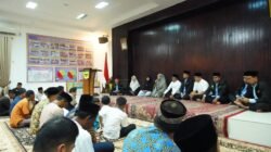 Bupati Tanah Datar Gelar “Magrib Mengantar Berkah”, Hadirkan Ustadzah Hamidah dari Bengkulu