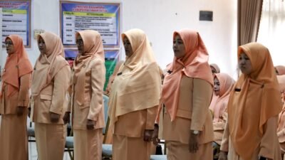 Ketua DWP Tanah Datar Lantik Pengurus Baru Masa Bakti 2024–2029, Tegaskan Penguatan Peran Perempuan ASN