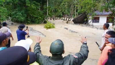 Banjir Hidrometeorologi Terjang Batipuh Selatan, 20 KK Terisolir di Jorong Baiang