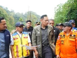 Bupati Eka Putra Dampingi Menko AHY Tinjau Perbaikan Jalan Nasional dan Normalisasi Sungai di Lembah Anai