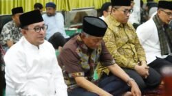 Kunjungan Kerja Ke Tanah Datar, Menteri PU Dody Hanggodo Shalat Taraweh Di Masjid Muhammadiyah Batusangkar