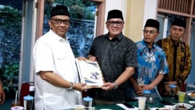 Silaturahmi dan Buka Bersama Pemkab Tanah Datar dengan Wamenaker di Pagaruyung