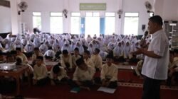 Kadis Kominfo Tanah Datar Berikan Penyuluhan Literasi Digital kepada Pelajar SMPN 5 Batusangkar