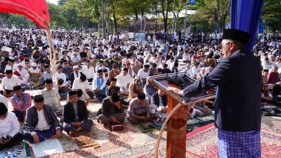 Pemkab Tanah Datar Fasilitasi Shalat Id Dua Hari, Bupati Eka Putra: Mari Jadikan Perbedaan ini untuk Mempererat Ukhuwah Islamyiah
