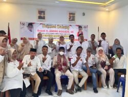 Ribuan Paket Sembako H Andre Rosiade Disalurkan DPC Gerindra Tanah Datar Masyarakat