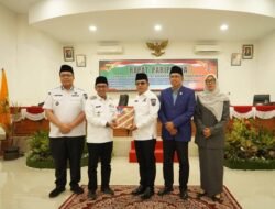 Bupati Tanah Datar Jawab Pemandangan Umum Fraksi DPRD Atas Tiga Ranperda