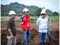 Bupati Eka Putra Pantau Pembangunan Hunian Tetap di Rambatan