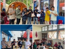M Shadiq Pasadigoe Bantu Sembako Bagi Warga Ditiga Titik Terdampak Banjir Di Tanah Datar