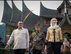 Menpar Widiyanti Putri Wardhana Kunjungi Istano Basa Pagaruyung