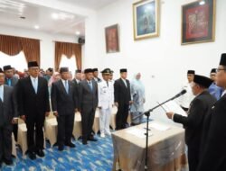 Isi Jabatan Kosong, 13 Pejabat Pemkab Tanah Datar Dilantik, Kinerja Dievaluasi Enam Bulan
