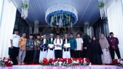 Wisuda 30 Juz Perdana Ponpes Bina Pewaris Nabi, Bupati Eka Putra Apresiasi Dukungan Program Satu Rumah Satu Hafiz
