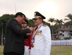 Perdana dalam Sejarah Tanah Datar, Eka Putra Dianugerahi Kartika Pamong Praja Muda