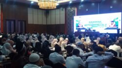 Lisda Hendrajoni: Pesantren Bukan Sekolah Alternatif