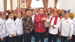 Kunjungi Pacu Jawi dan Alua Katentong, 105 Perantau IKM Bengkulu Disambut Wabup Ahmad Fadly