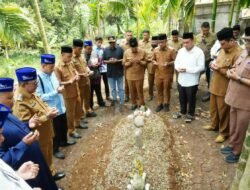 Ziarah ke Makam Afrizon, Eka Putra: Beliau Gigih, Tak Kenal Lelah