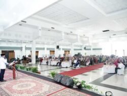 Buka Seminar Pendidikan, Eka Putra Dorong Guru Tingkatkan Kompetensi dan Literasi Digital