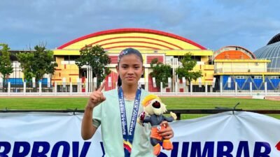 Debut Langsung Borong Tiga Emas, Anggun Putri Arafah Jadi Ratu Lintasan Atletik Tanah Datar