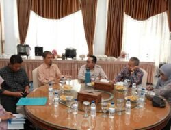Bupati Tanah Datar Bahas Potensi Kerja Sama dengan Bea Cukai Teluk Bayur